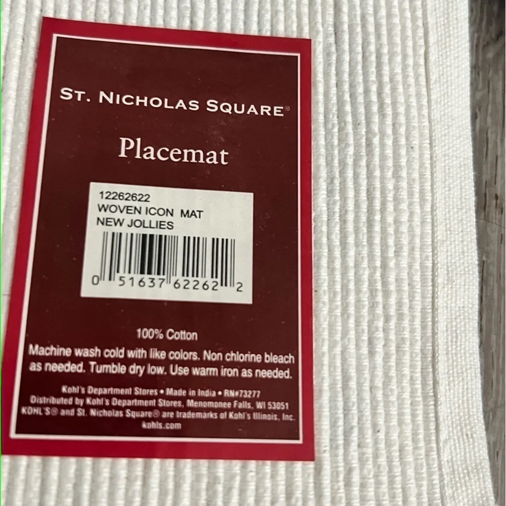 St Nicholas Square Christmas’s snowman Penguin kitchen towels / placemats set